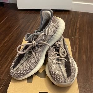 Yeezy Boost V2 Zyon